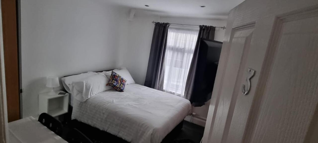 Appartement Choco'S à Plymouth Extérieur photo